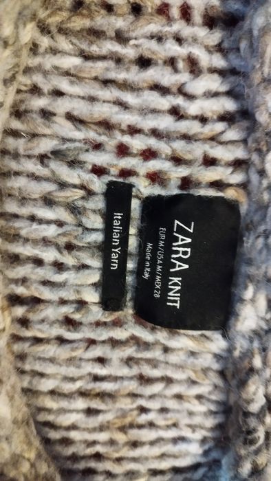 Sweter Zara rozmiar M z domieszką wełny