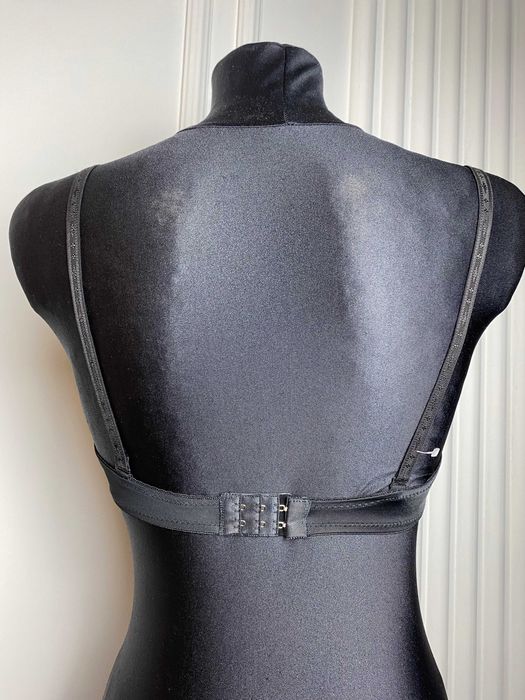 Nowy biustonosz czarny 70B bez push up usztywniany gładki underwear