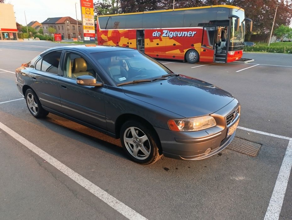 Volvo S60