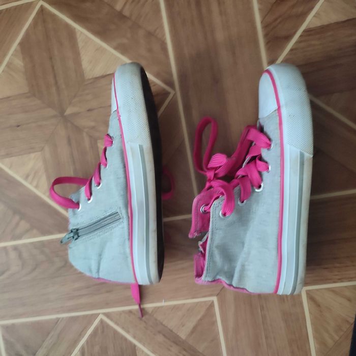 Sprzedam trampki wysokie rozm 29