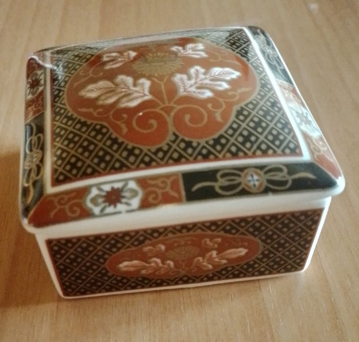 Caixa quadrada New Black Imari