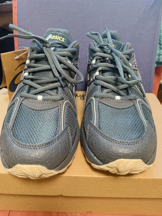 Красовки Asics мужские.