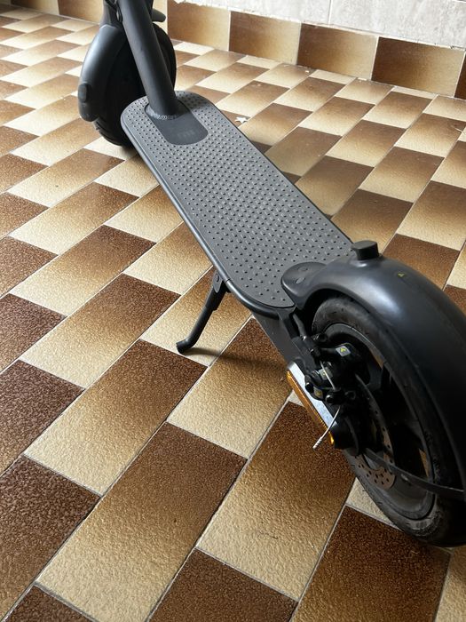 Trotinete Xiaomi Essential