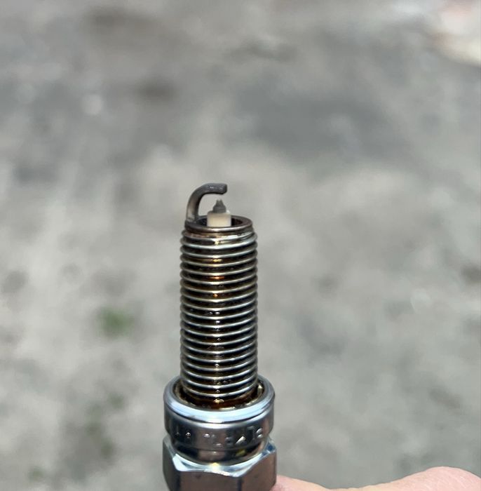 Свічки NGK R [Свечи, Mercedes-Benz]