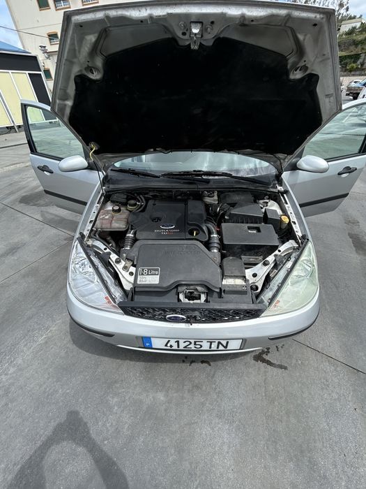 Ford focus 115 cv 1.8 em bom estado
