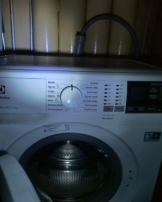 Стиральная машина Electrolux 600|1-7kg