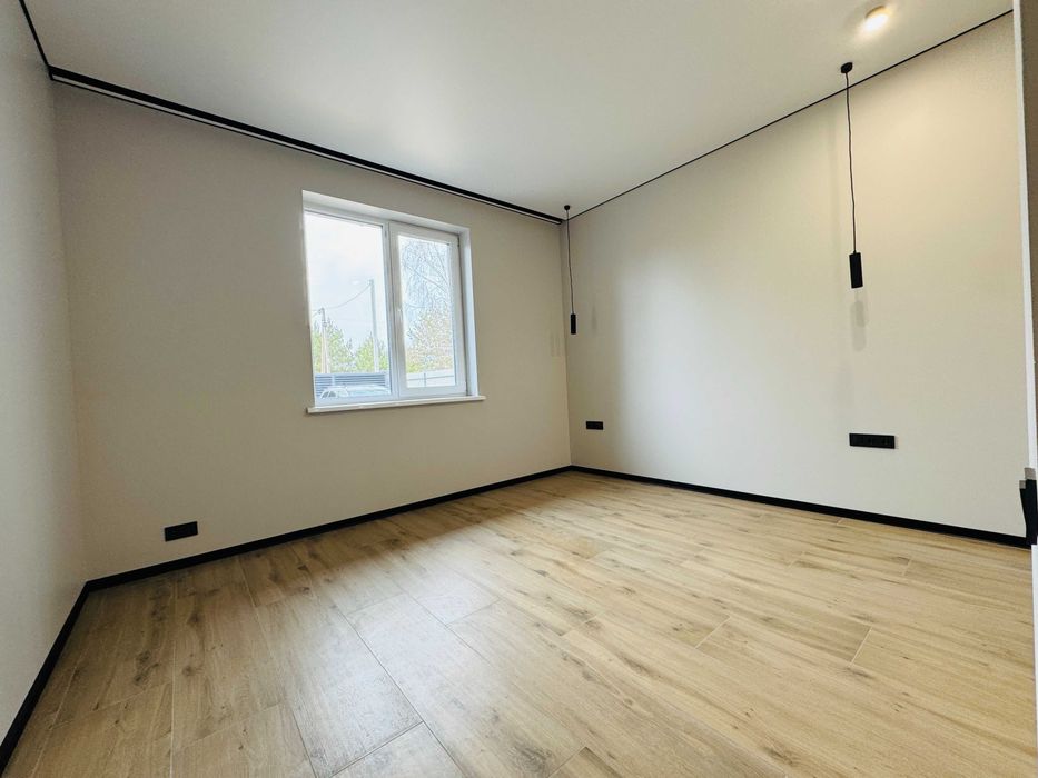 БЕЗ КОМІСІЇ, готовий будинок з новим РЕМНТОМ, заходь і живи