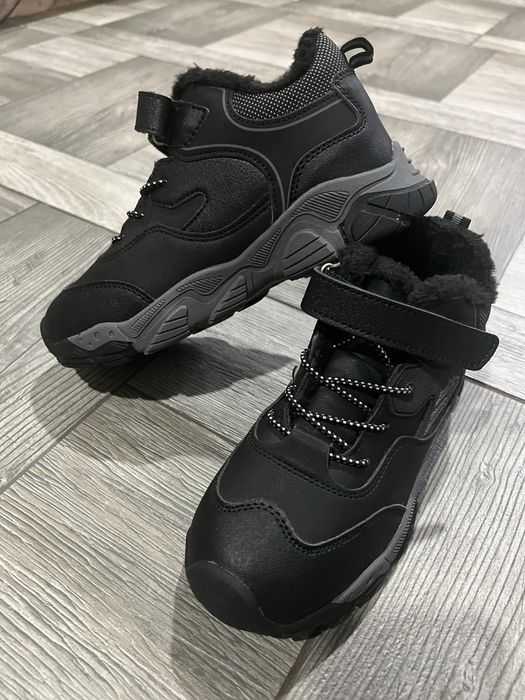 Зимові черевики НОВІ