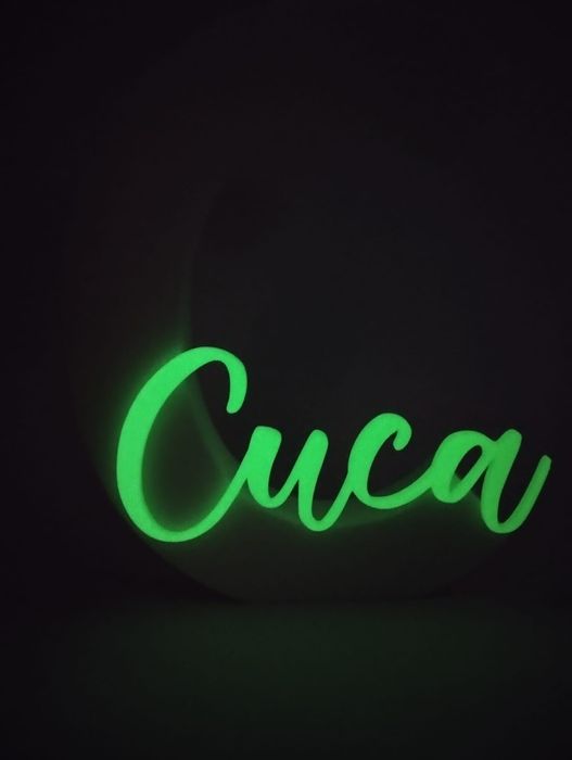 Nome personalizado iluminescente