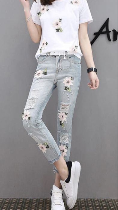 Джинсовый костюм на девочку р.134-140 новый