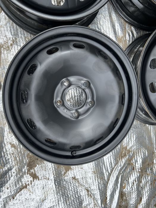 5/114,3 r16 et50 Renault Диски Металеві ЦО 66,1мм