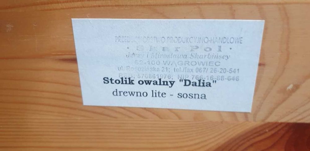 Solidny mobilny ,owalny stolik na gazety