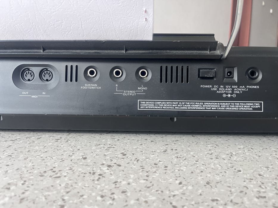Roland E-16 syntezator, keyboard