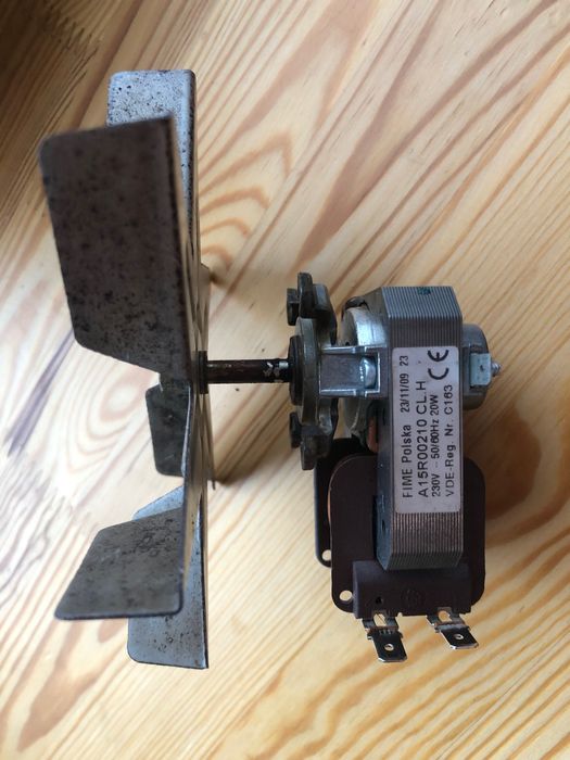 Запчастини Hansa BCCI64135020 Электродуховка комбинирования с плитой