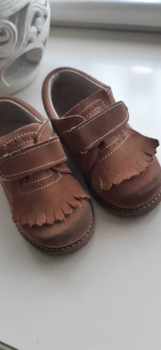 Sapatos camurça menino tam 25