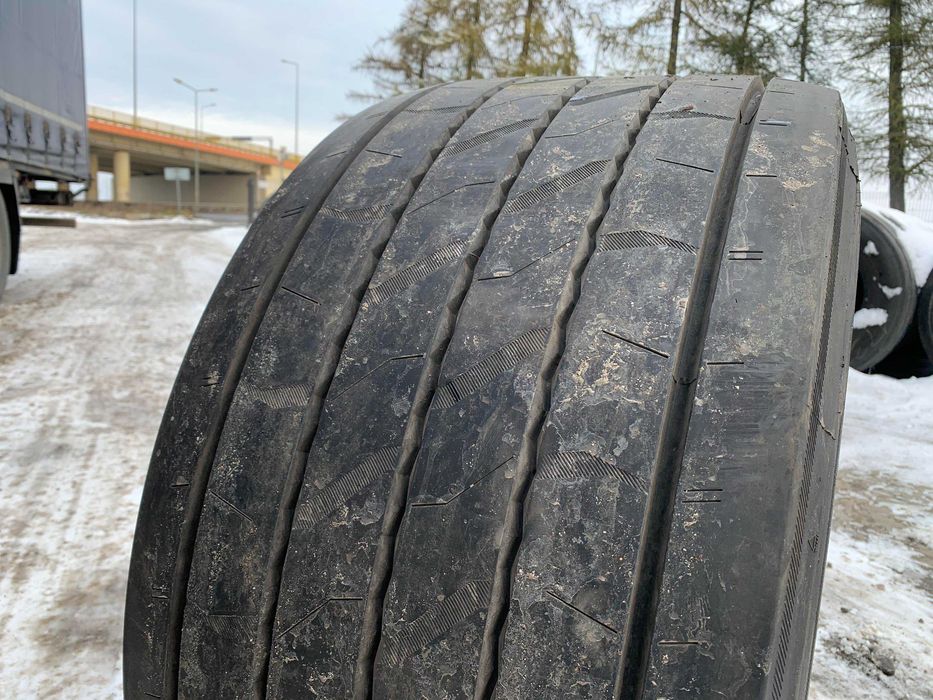 445/45R19.5 Opona CONTINENTAL HYBRID HT3 13mm Naczepa Mega  HT 3