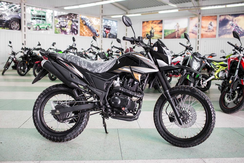 LONCIN LX200GY-3 Pruss мотоцикл
