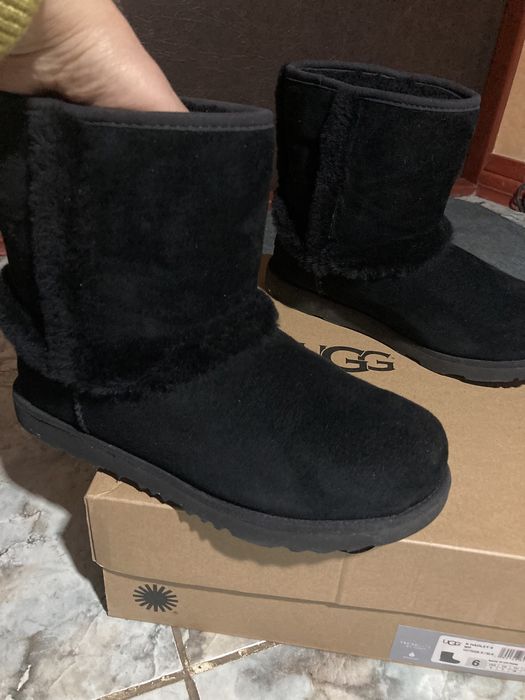 Чоботи жвночі, UGG, 38 р