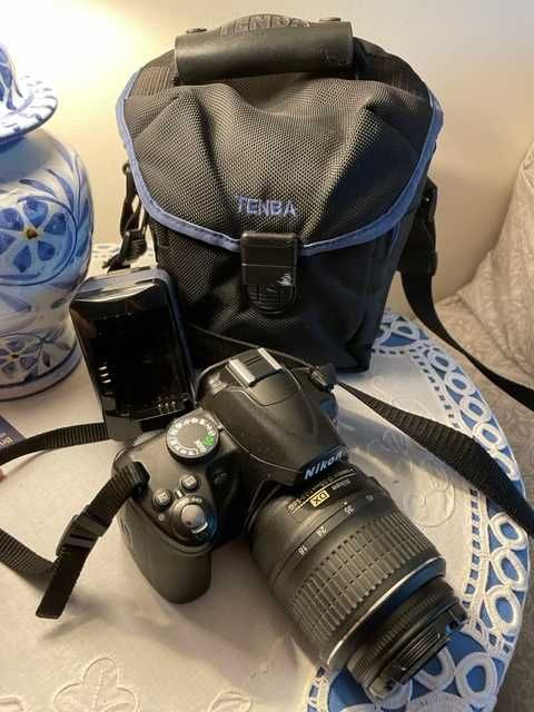 NIKON D3000 necessità de uma revisão