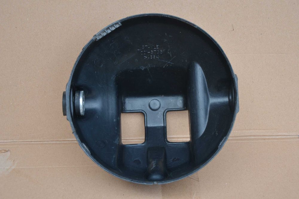 Kawasaki ER 5 ZR7 Zephyr 550/750/1100 REFLEKTOR lampa przod