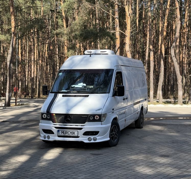 Оренда буса з водієм (довга база) | Доставка, переїзди, вантажне таксі