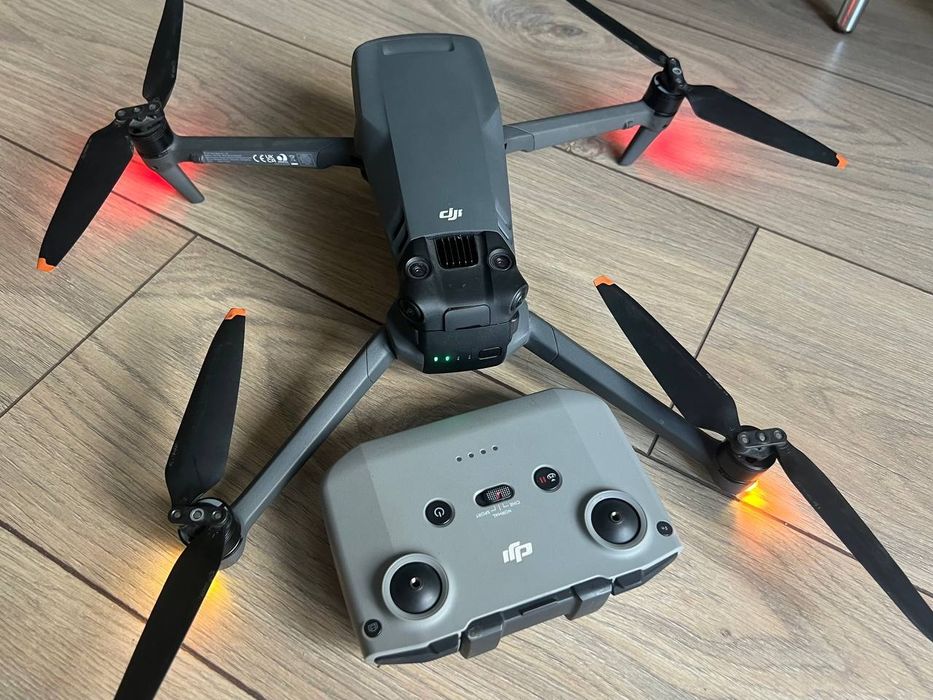 Дрон, квадрокоптер Dji mavic 3 + пульт + АКБ
