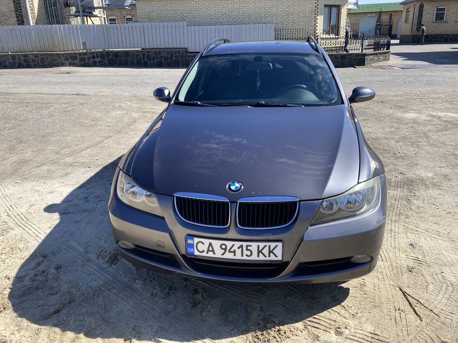 Авто BMW 3 318d E91 2.0 дизель