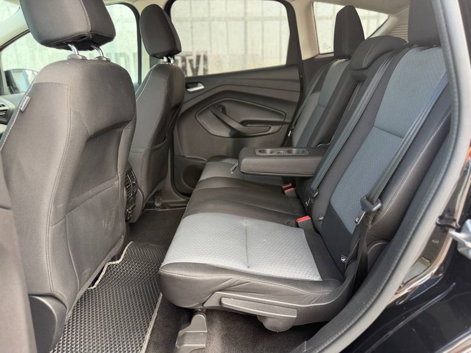 Ford C-Max 2017 VIN 1FADP5EU8HL109585 фото оголошення 13 з 23