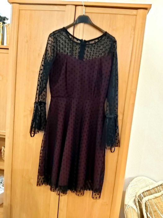 Sukienka bordowa burgundowa czarna koronka rękaw 3/4 koronkowa roz S/M