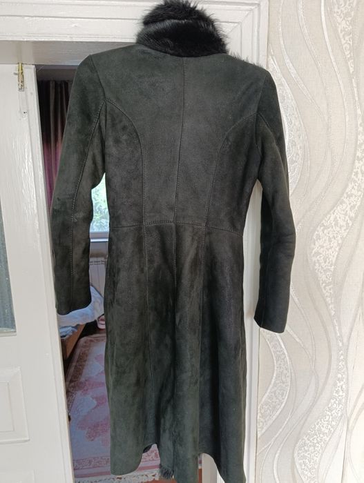 Дублянка жіноча чорного кольору