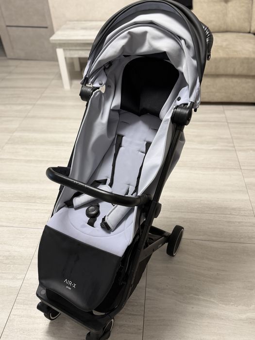 Прогулянковий візочок Anex