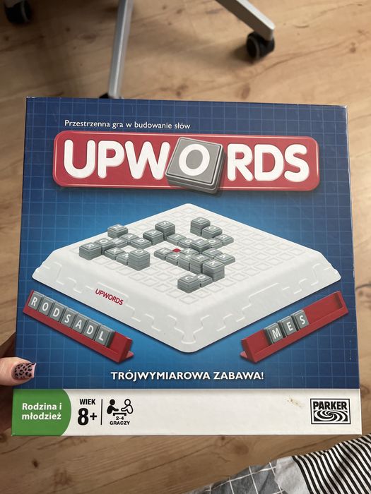 Gra UpWords a’la Scrabble