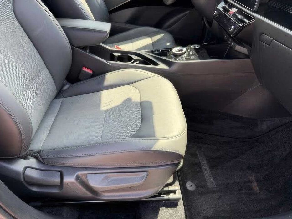 Kia Niro Ex      2023