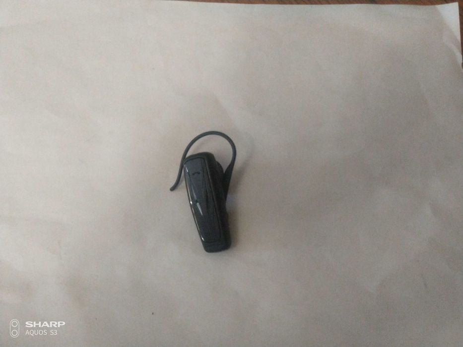Bluetooth гарнитура Plantronics M10