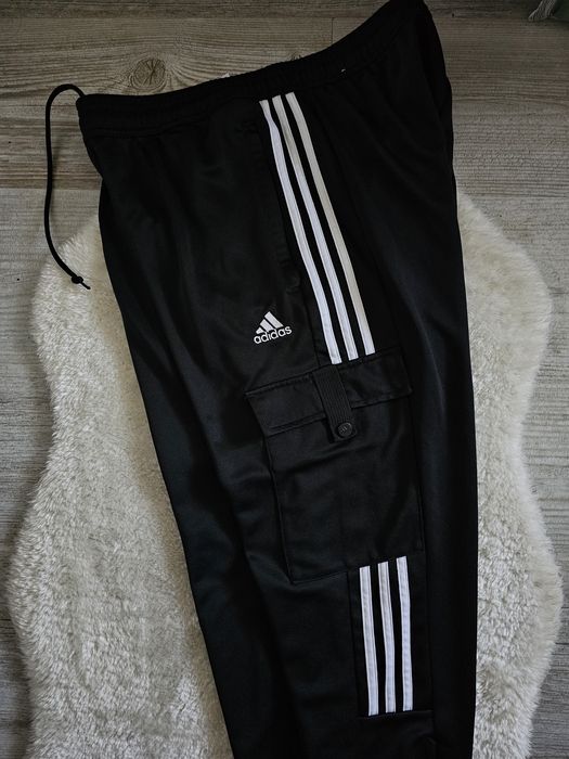 Spodnie dresowe Adidas bojówki Rozmiar L Czarne Dres , Dresy