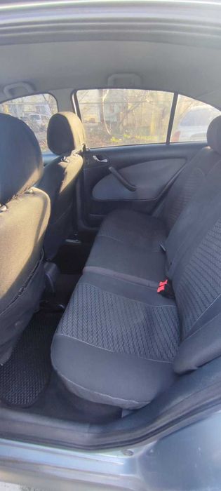 Шкода Октавия 1.8 т