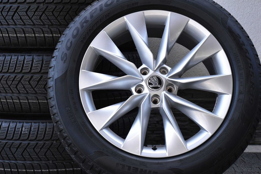 Nowe koła zimowe OEM Audi Q4 Sportback e-tron VW ID.4 ID.5 ID.6 SKODA ELROQ ENYAQ PEAQ CUPRA Tavascan 19" Pirelli
