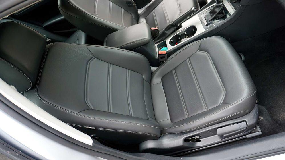 Volkswagen Passat SE      2020