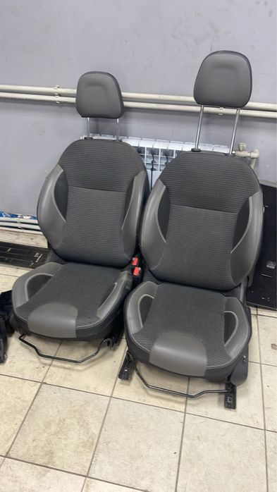 Peugeot 2008 2016 год седения,салон