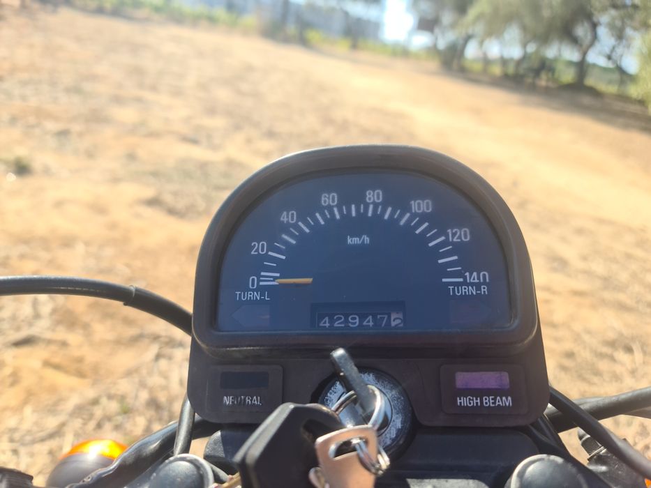 Yamaha SR 250 de origem