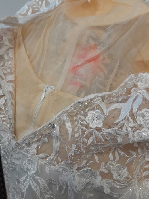 Suknia ślubna typu księżniczka – rozmiar 40/L + welon gratis