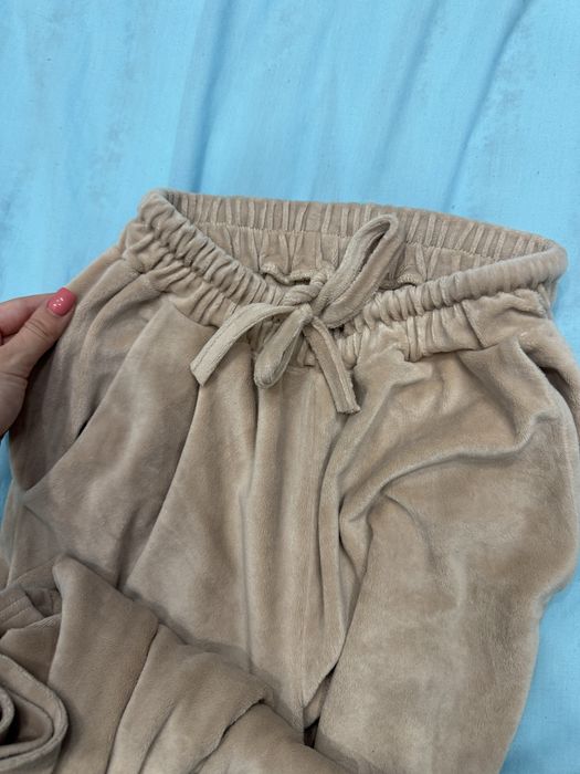 Велюрові штани розмір М