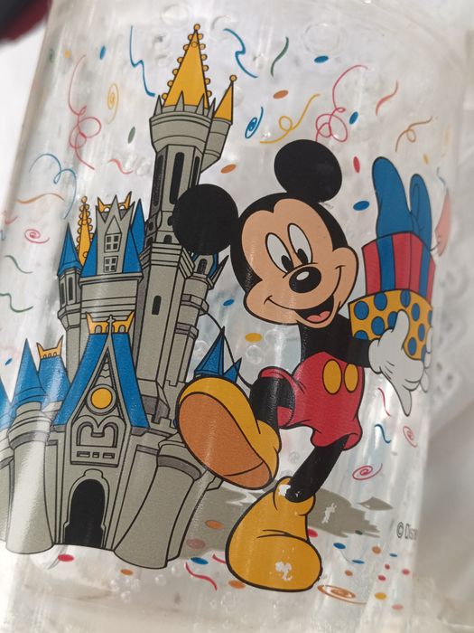 Caneca infantil do Mickey
