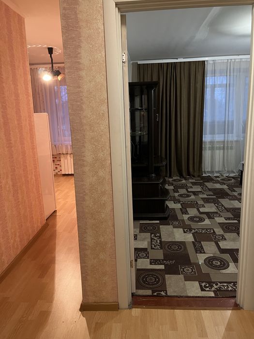 Подобово/ погодинно 1-к квартира,  спальні місця 2+ 1Центр