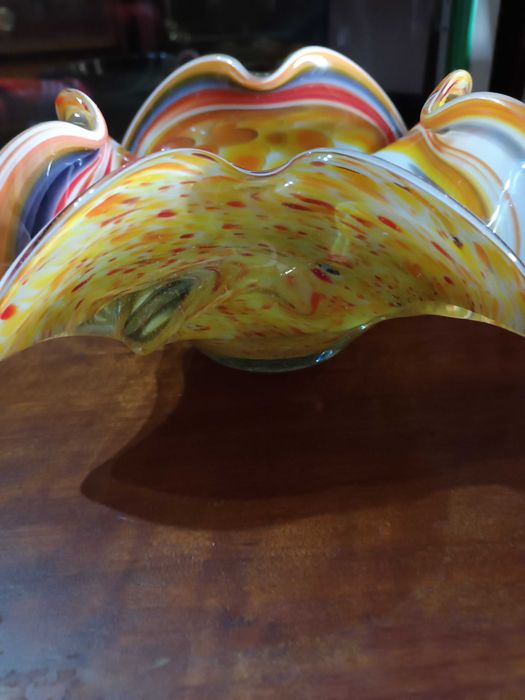 Fantástico cinzeiro ou despeja bolsos Marinha Grande