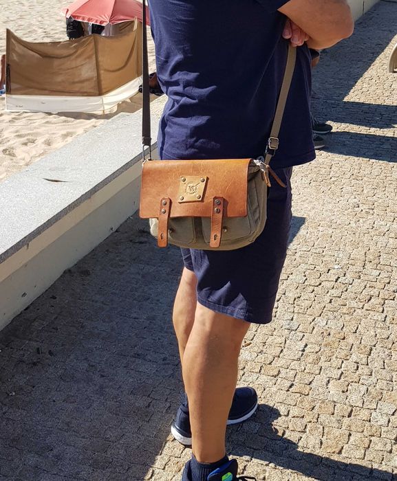 Bolsa Saco Pasta Mensageiro - Lona e Couro