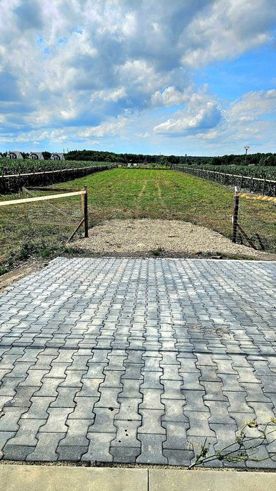 Duża działka inwestycyjna w Chełmie Śląskim – idealna pod usługi i zabudowę - Widok 3