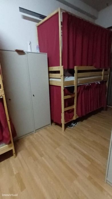 Cama - localizado em Lisbon