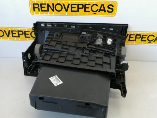 Porta luvas RENAULT Megane III Grandtour (KZ0/1)