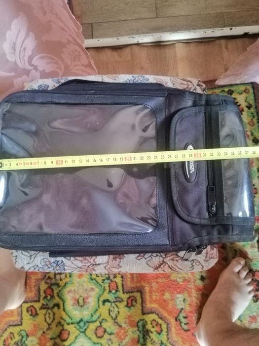 Сумка на бак мотоцикла з магнітними утримувачами
